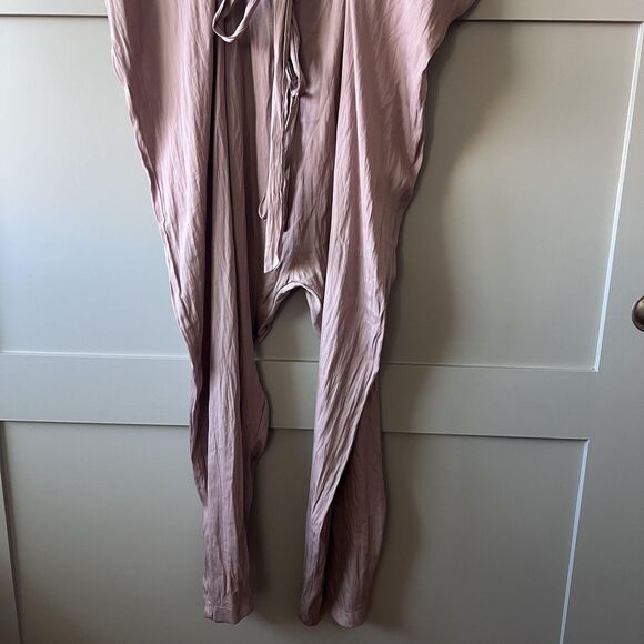 Mustard Seed Jumpsuit Womens Small Brown V Neck Button Front Belted Harem Satin - Picture 4 of 16